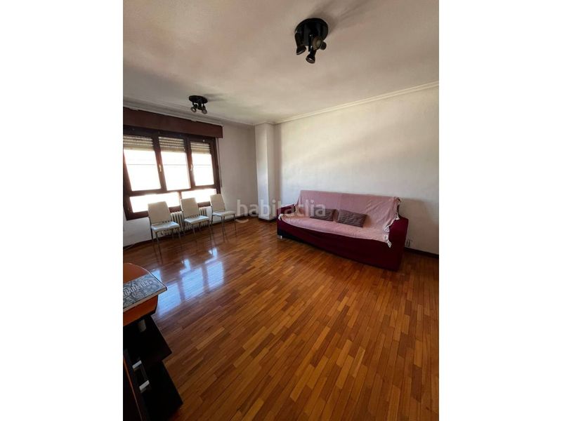 Foto 3c86753b-3438-47b2-9ecf-4c79333f5395. Flat with heating parking pool in Cascajos - Piqueras Logroño