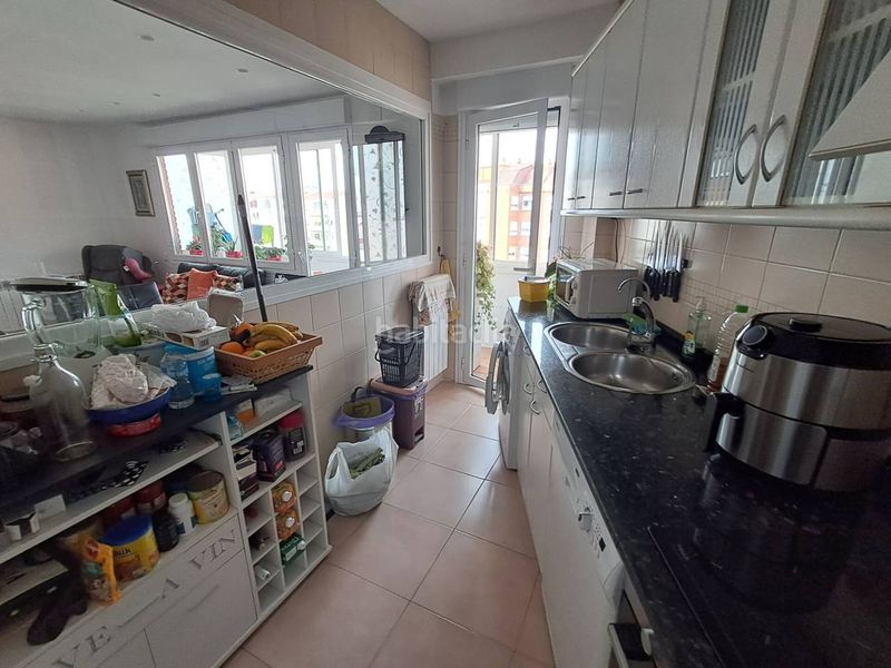 Foto 38b763ac-8de2-4706-8f41-998e5730846c. Pis amb calefacció piscina a Jesuitas Logroño