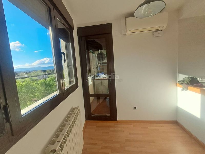 Foto 3741d051-3304-4a55-b3b2-121539b81155. Piso  en venta en Lardero