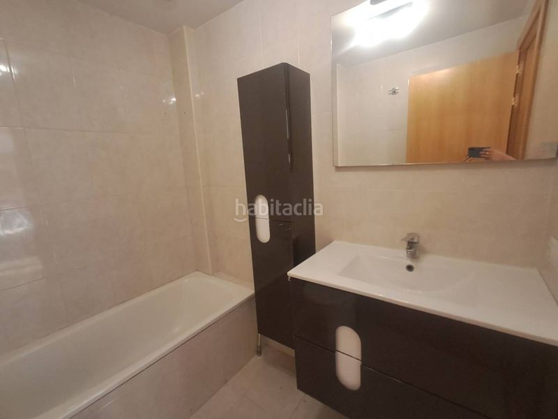Foto 9031b8c7-9e0e-483c-8d9a-6c0ed8b01b86. Piso  en venta en Lardero