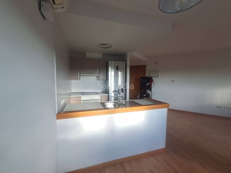 Foto a4246a6c-7dc2-496a-bd02-ca8b4dd717f9. Piso  en venta en Lardero