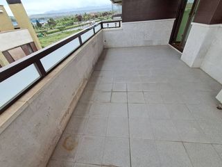 Zweistöckige Wohnung  Calle fermín gurbindo. Duplex en venta en lardero