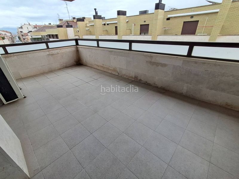 Foto b1e2112e-4987-4e8f-b023-2a86cd485d8e. Dúplex amb calefacció aparcament piscina a Lardero