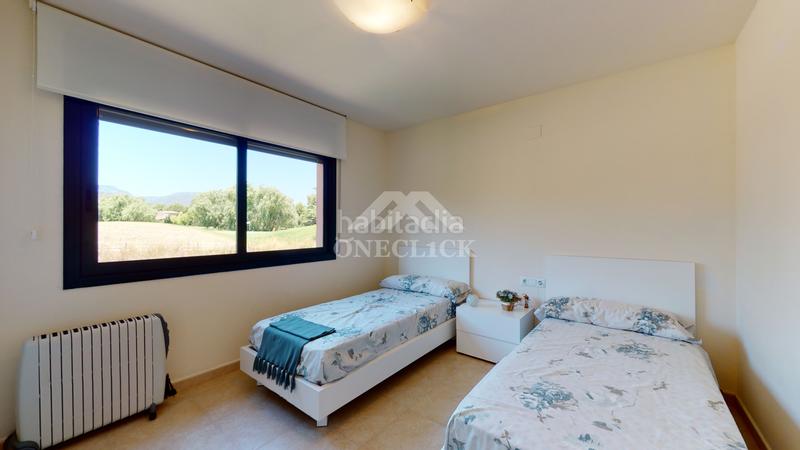 Foto e112d39e-732a-49d3-a681-4e52bee11ec6. Casa aparellada a urbanització golf b 122 a Bonmont Terres Noves Mont-roig del Camp