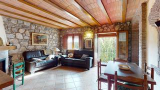 Casa a Carrer canyada 10. Preciosa casa de pueblo totalmente reformada en la febr