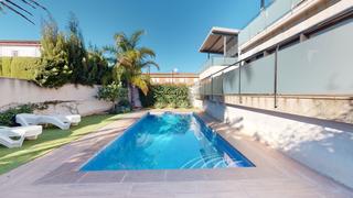 Chalet in Carrer jpiter 4. Chalet de alto standing en la llosa de cambrils
