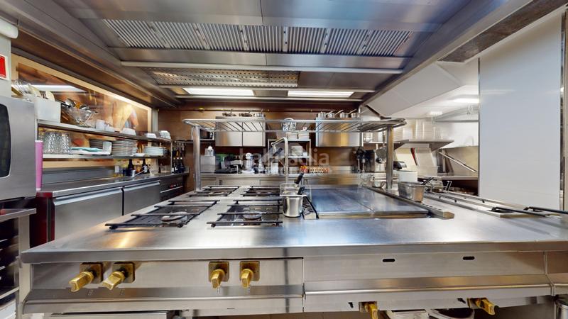 Foto 2e72597e-8bf1-4b3f-be4f-bd3c90f31efe. Transfer business premise in rambla nova 110 in Eixample Tarragona