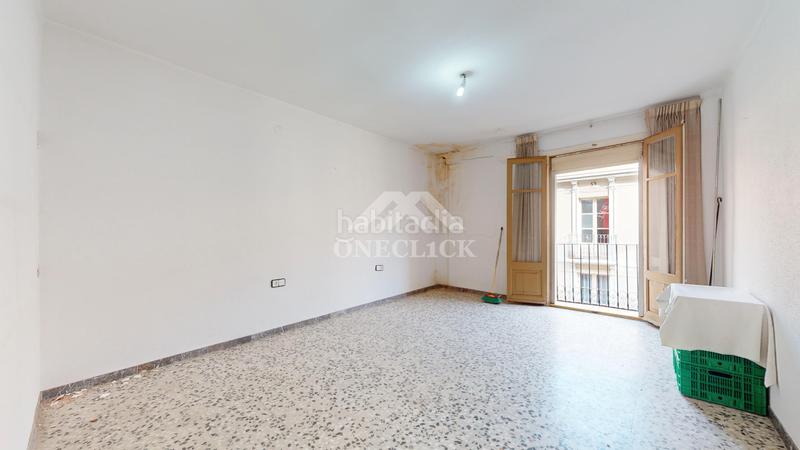 Foto 43b4965b-7f86-4c64-951b-dee683380bc4. Edificio in carrer de llovera 26 in Centre Reus