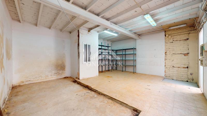 Foto 45093c55-c826-4c91-83a5-1f989c4ea317. Edificio in carrer de llovera 26 in Centre Reus