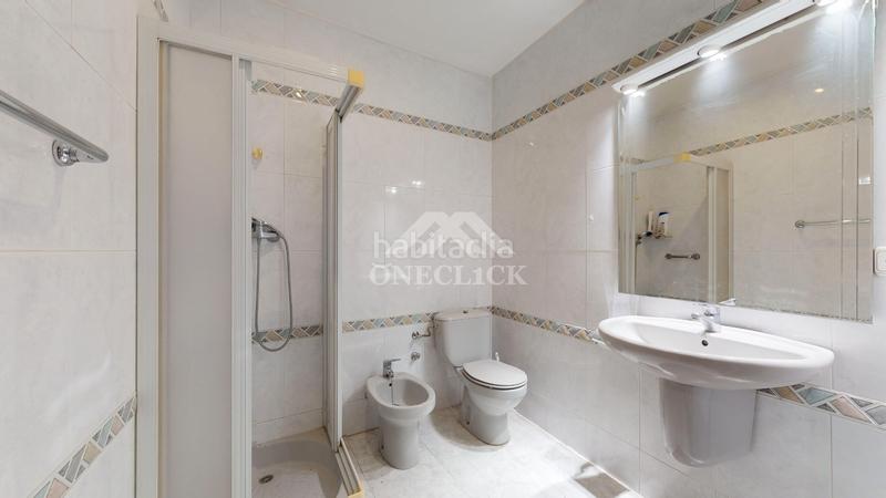 Foto f2e8a4c6-dd53-49ee-8449-1c904eec6522. Edificio in carrer de llovera 26 in Centre Reus