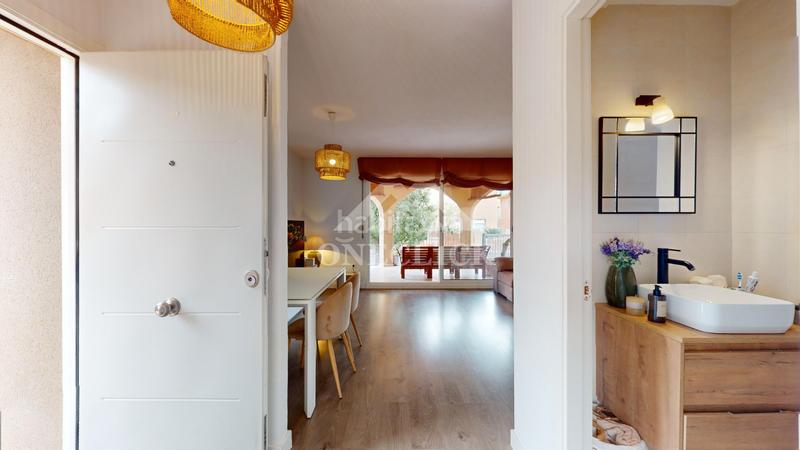 Foto 33ef7fa4-1267-4cbf-a48a-a876ba964c3a. Casa pareada en carrer la roca 7 chalet pareado en vilafortuny en Cambrils