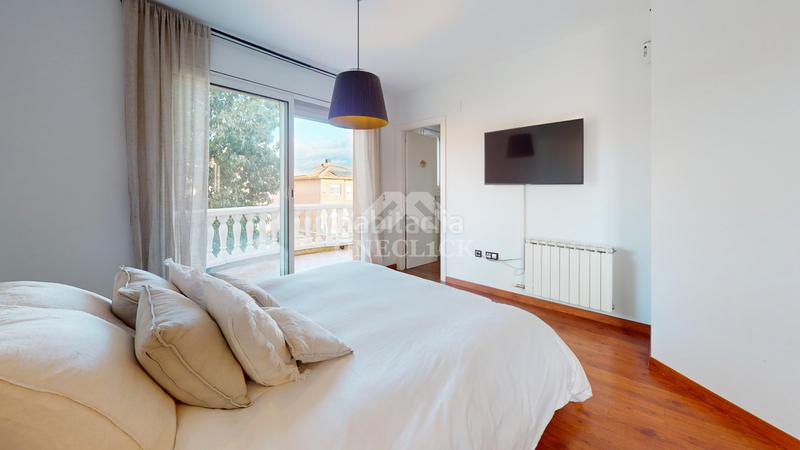 Foto 630c56a8-92a4-4010-b8a0-c3bdca873af1. Casa pareada en carrer la roca 7 chalet pareado en vilafortuny en Cambrils