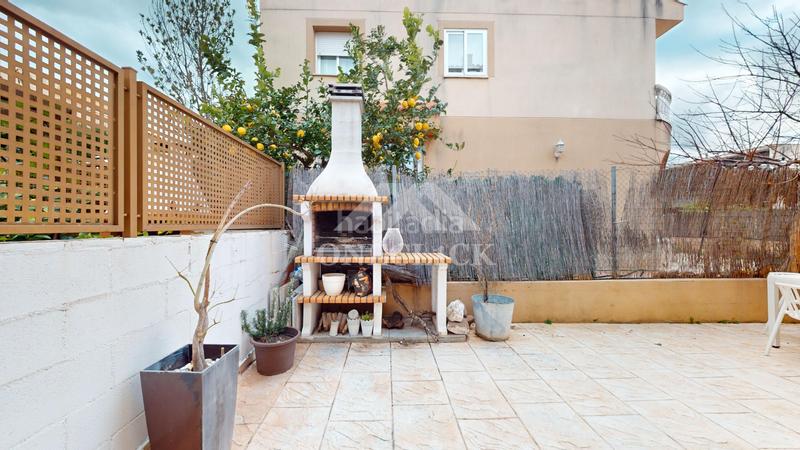 Foto e87b1c39-703f-449a-b9c0-47a86775c12b. Casa pareada en carrer la roca 7 chalet pareado en vilafortuny en Cambrils