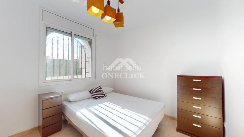 Foto 5fbc1076-d175-42fe-bdb8-16f06ecdd8c9. Casa aparellada a carrer c 13 a Platja de Mont-roig Mont-roig del Camp