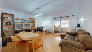 Etagenwohnung  Carrer de josep pla 6. Amplio piso de 4 habitaciones en nou cambrils