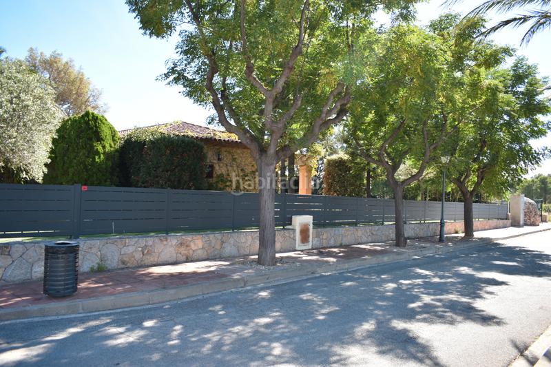 Foto 614e8b52-05b0-4169-958e-c3be711ea441. Chalet dans carrer de les mèlies 27 dans Bonmont Terres Noves Mont-roig del Camp