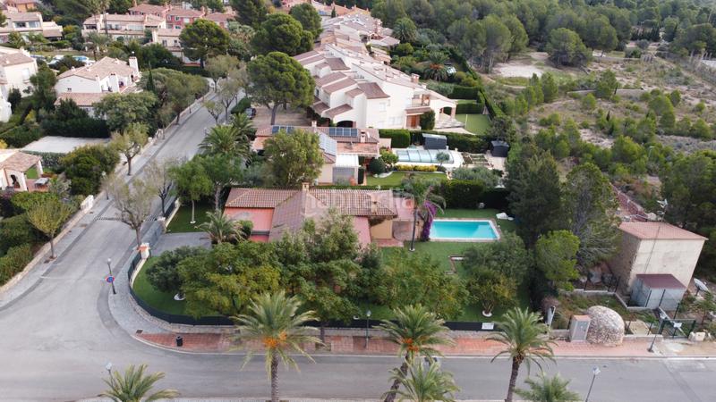 Foto fdfa3e04-29e7-41b8-a4d4-34aaf105206f. Chalet dans carrer de les mèlies 27 dans Bonmont Terres Noves Mont-roig del Camp