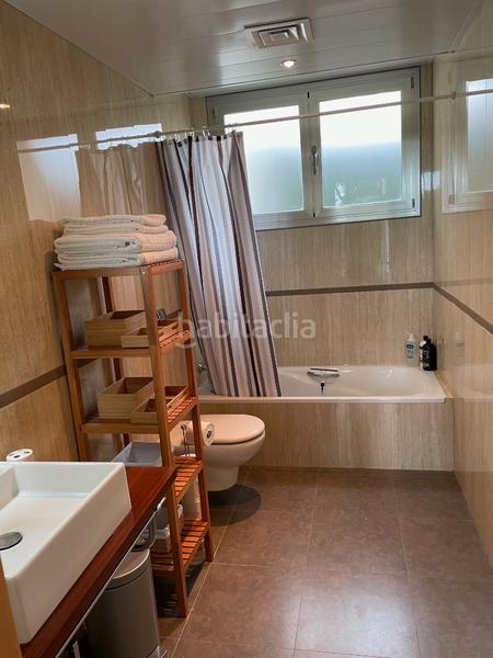 Foto 49a690b6-c15d-4824-b043-d2924b49fe8c. Maison jumelée avec chauffage parking piscine dans Bonmont Terres Noves Mont-roig del Camp