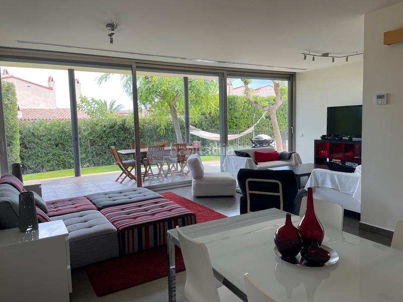 Foto a2a20001-1863-45b0-8627-ce6f063ea323. Maison jumelée avec chauffage parking piscine dans Bonmont Terres Noves Mont-roig del Camp