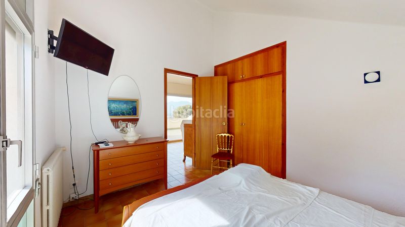 Foto 688c84d1-b13a-4909-a8d9-3a25a0e905cc. Chalet in carrer de la palmera 2 in Urbanitzacions Tortosa