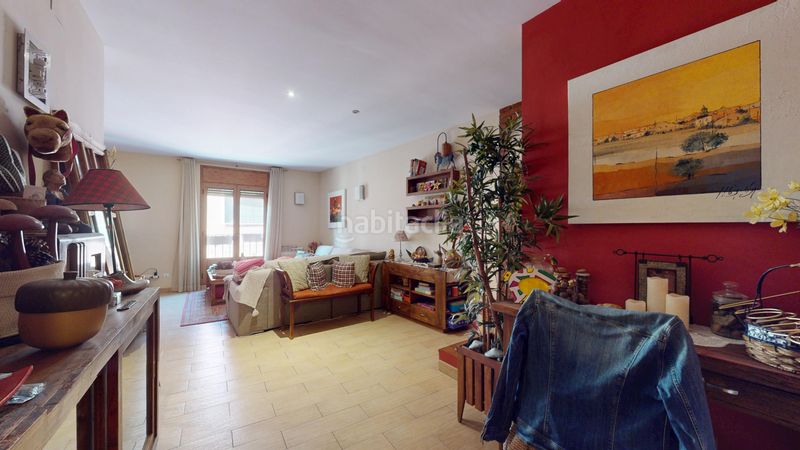 Foto 7ab3a60f-5487-4b3c-92e9-a9593ed935cd. Piso en carrer sant llorenç 9 edificio en el centro en Prades