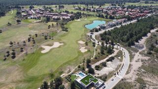Terreny residencial a Urbanització golf d 168. Solares en venta en zona casa club de bonmont
