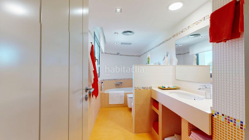 Foto 41a9f2c4-56c9-43c9-b973-4346b199b239. Xalet a calle parellades 110 a Bonmont Terres Noves Mont-roig del Camp