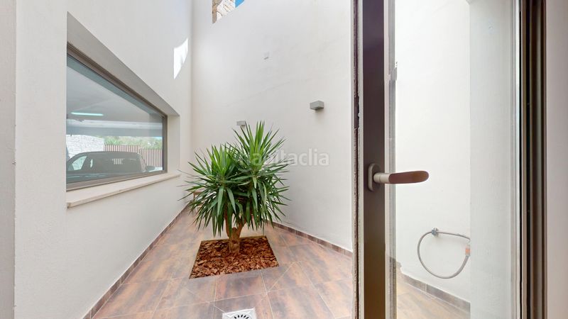 Foto 9c7eb136-0425-4e84-8bb4-2e0b76599030. Xalet a calle parellades 110 a Bonmont Terres Noves Mont-roig del Camp