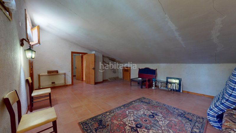 Foto ebf2acd0-4755-45d0-8e08-52c21a5c2f60. Xalet amb xemeneia calefacció aparcament a Prades