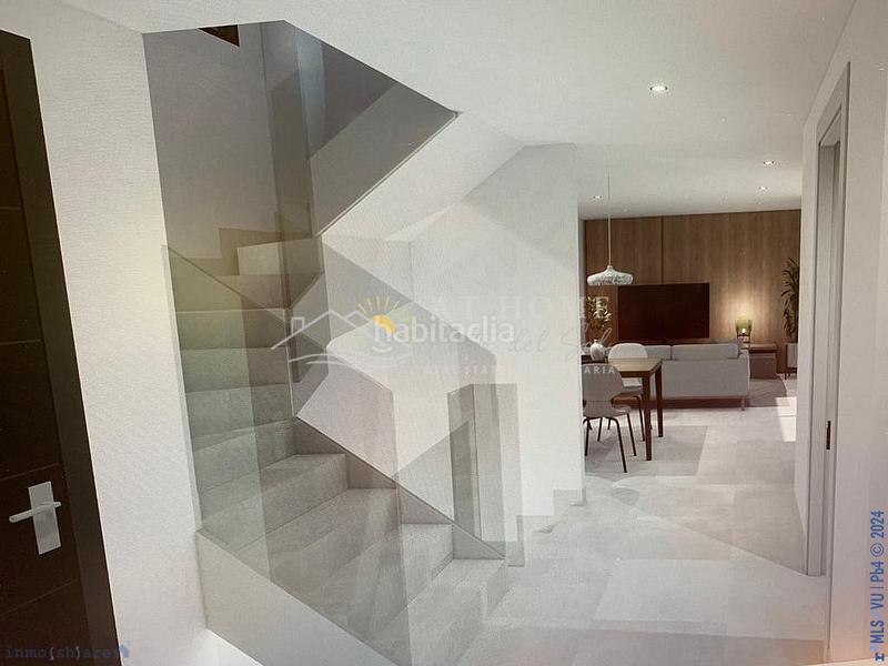 Foto b6b47159-6f90-4771-9327-abce90480f88. Chalet con parcheggio piscina in Centro Nerja