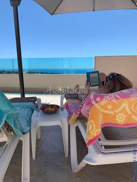 Foto d52464ca-77b8-4737-85a9-39e20ef10f19. Chalet con parcheggio piscina in Centro Nerja