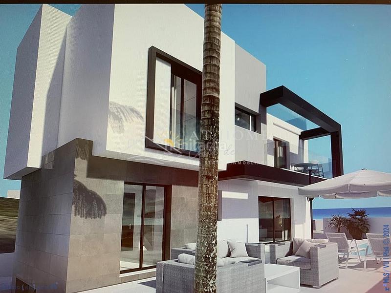 Foto d813c163-cdf6-4859-8ff3-a472c90cc612. Chalet con parcheggio piscina in Centro Nerja