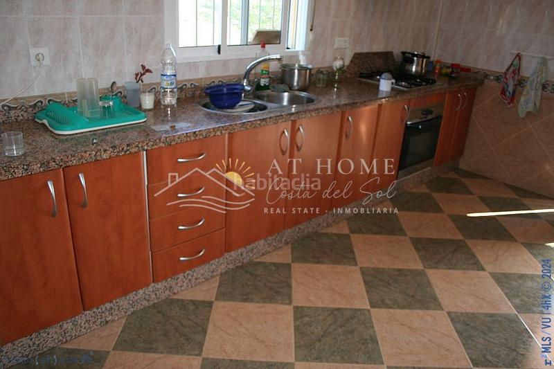 Foto 9d19a630-3e84-4d88-b054-fc2ca3ce2f6b. Masía precioso chalet en el campo cerca de la costa en Almayate Bajo
