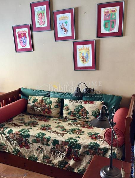 Foto 4aed94b7-137b-4695-8ebd-a167571f6600. Casa amb aparcament a Torrox pueblo Torrox