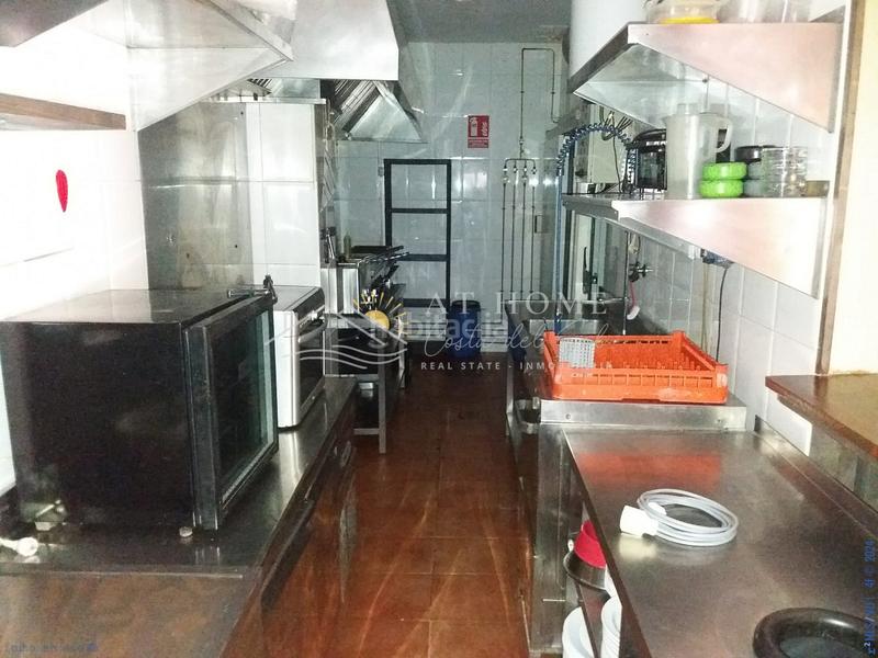 Foto 9434cdf3-28b8-449b-941c-80d9ffc9494c. Local comercial a Centro Nerja
