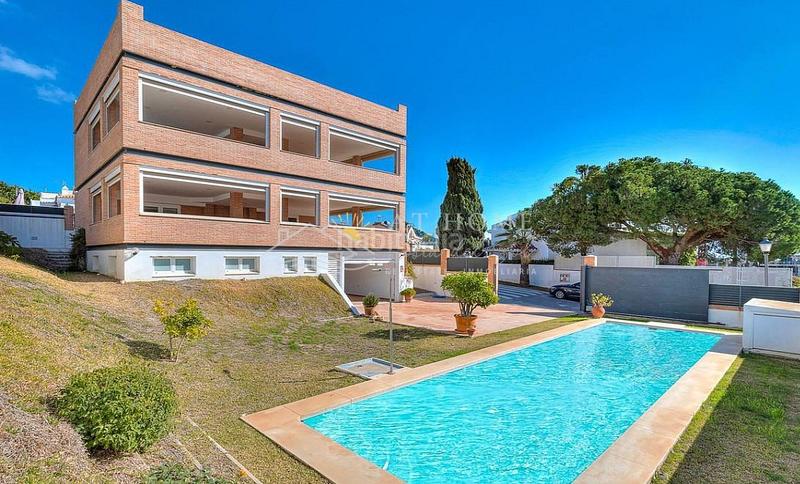 Foto 6e83a3b9-eb7b-4539-912c-950ac042f5f1. Chalet villa en las chapas. en Casco Antiguo Marbella