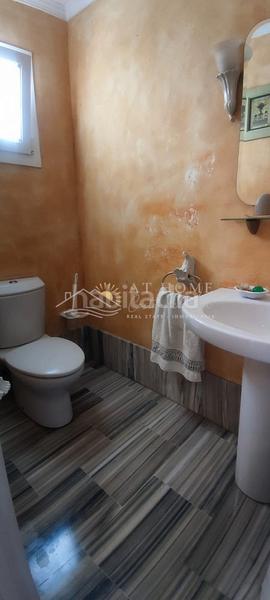 Foto 1afccfe6-e2ad-4ba5-889c-84b4c6d1a5f2. Local commercial dans Centro Nerja