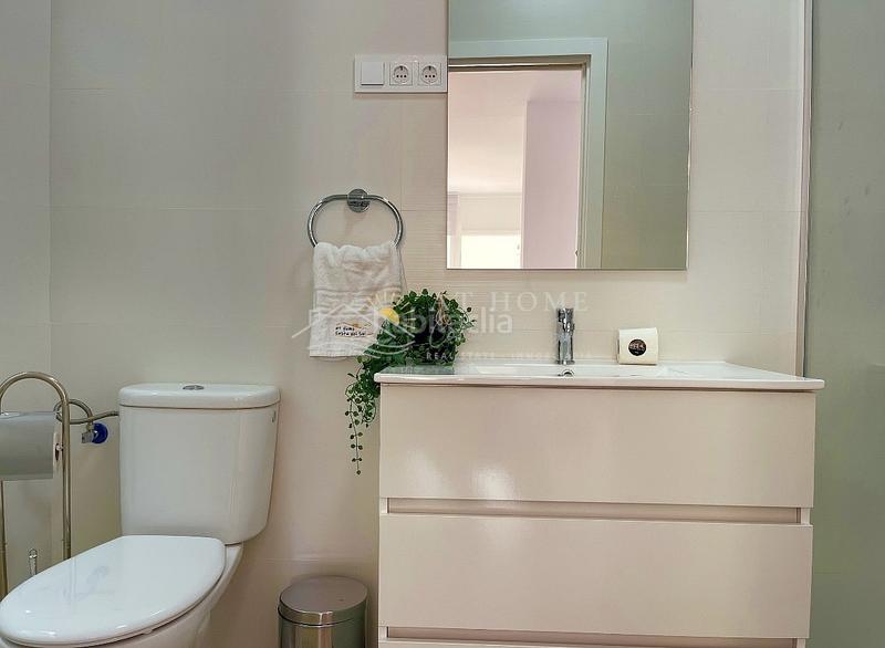 Foto eab3e004-c175-4271-b678-61f6fb3f4a27. Alquiler apartamento  a metros de la playa. en Torrox