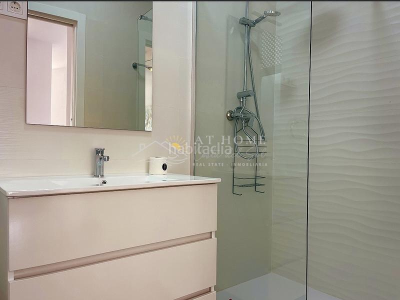 Foto 61fc3034-6e97-425b-b71d-c97ed066c977. Location appartement avec piscine dans El Peñoncillo Torrox