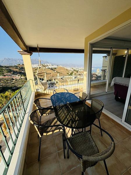 Foto e2f21230-c695-479a-b3c0-edc28bf51f8c. Lloguer apartament amb calefacció piscina a Centro Nerja