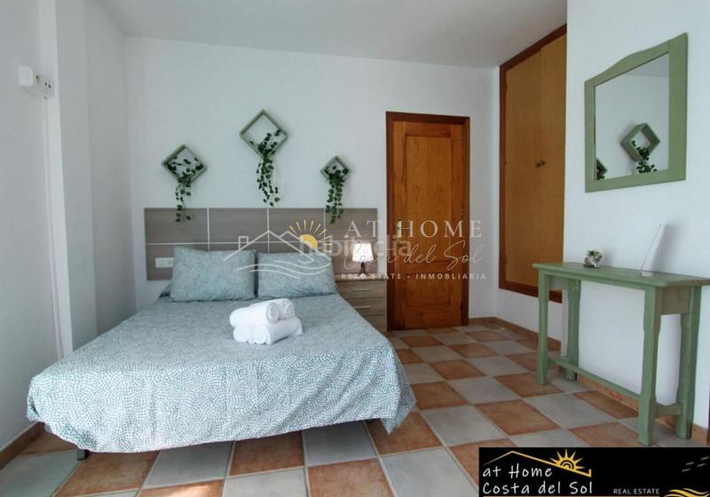 Foto 5da2916f-bfc9-4e8b-9c7a-89dc5d81b150. Lloguer apartament amb calefacció a Centro Nerja