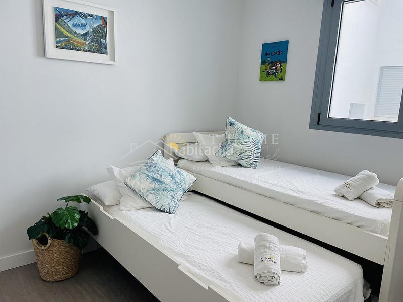 Foto 49613019-462e-4a0b-949a-a3143e5d202e. Lloguer apartament amb aparcament piscina a El Morche Torrox
