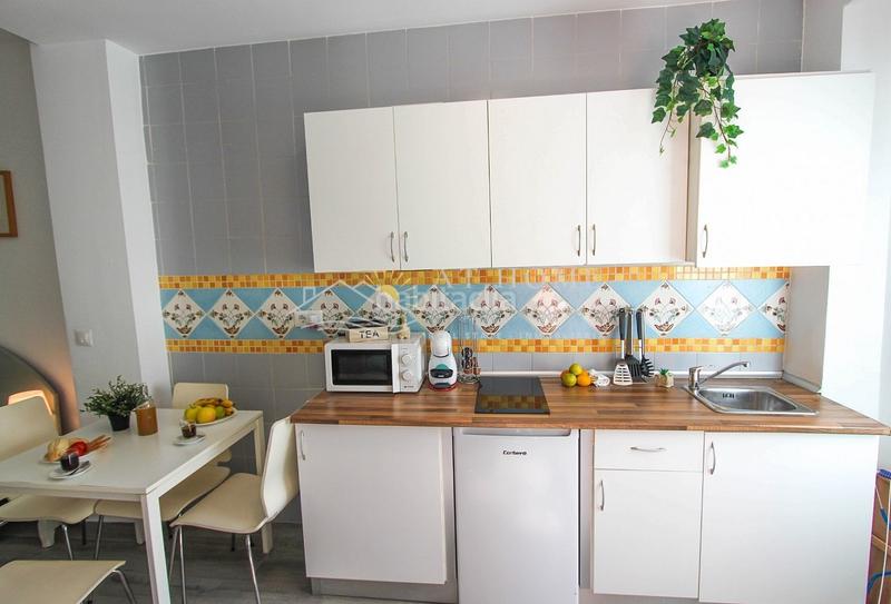 Foto 12ebde27-9ef9-48d3-bbe6-29de2c993d0a. Lloguer apartament amb calefacció a Centro Nerja