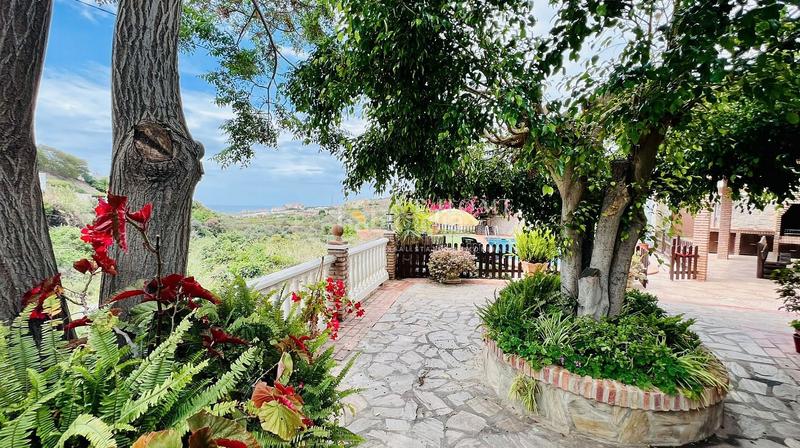 Foto 2d89e3ee-dc10-4828-9e44-100fd7436dd0. Rent chalet with heating in Torrox pueblo Torrox