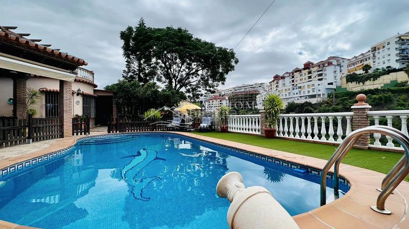 Foto 66a84237-9e20-4d0f-9869-59bf5c5d597d. Rent chalet with heating in Torrox pueblo Torrox