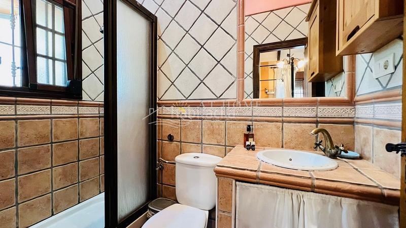 Foto b5163039-07fc-4541-b8fa-3c6e7d90204b. Rent chalet with heating in Torrox pueblo Torrox