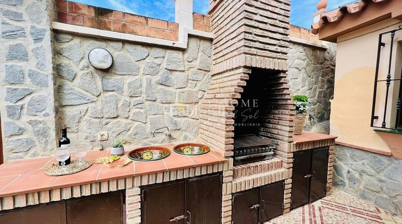 Foto dee976f8-f60b-4cbe-b5e4-25aa51e46d77. Rent chalet with heating in Torrox pueblo Torrox