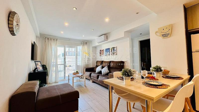 Foto 59427345-955f-42c5-85cf-4638d8356785. Lloguer apartament a Centro Nerja