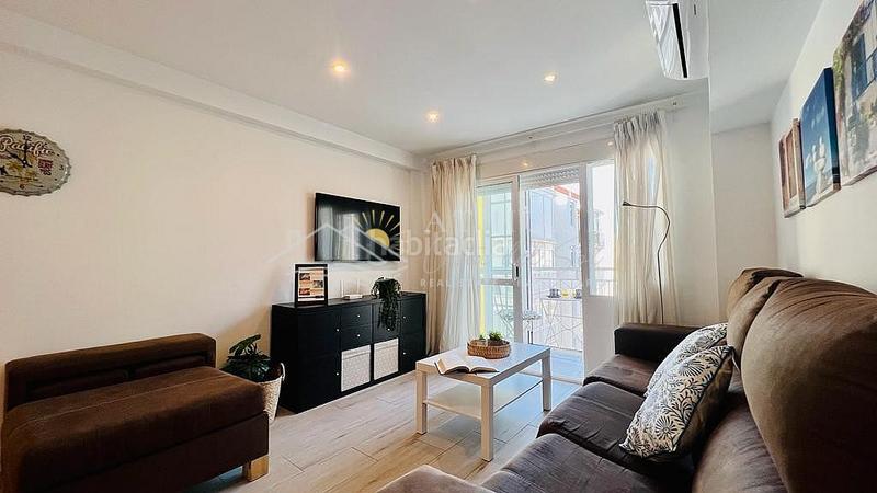 Foto 625c88cf-d6d1-4327-89c5-872ccf8dc457. Lloguer apartament a Centro Nerja