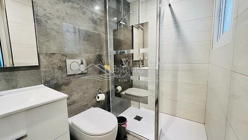 Foto e54504b8-5fd9-44bd-bece-cc3deb9a5475. Lloguer apartament a Centro Nerja